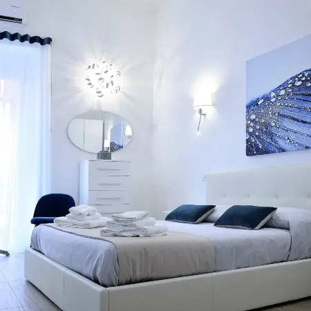 Duca70 "Suite Home"