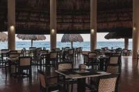 Hotel Cayman Suites - Завтрак