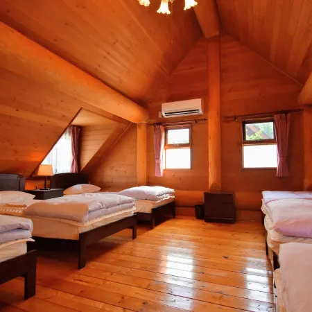 Canadian Log Cottage Takitaro