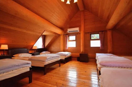 Canadian Log Cottage Takitaro Hotels in Ikeda