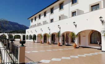 Al Balhara Resort & Spa