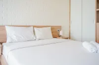 Comfort and Relax Studio at Parkland Avenue Apartment Hotels in Cilenggang