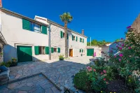 Villa Petrovi Dvori ZadarVillas