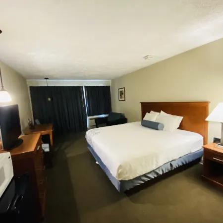 Fleetwood Inn Suites Hotels in Cheboygan County