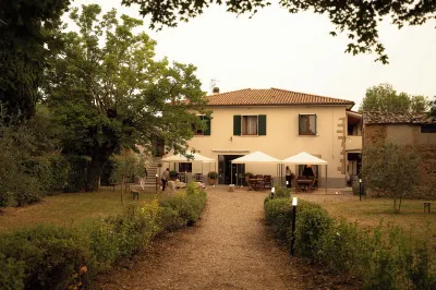 The Monna Lisa Resort فنادق في Ponticino