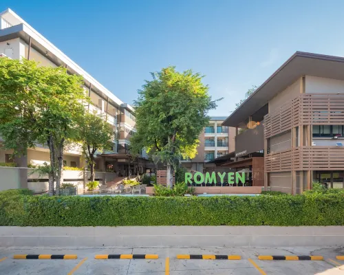 Romyen Garden Place Hotels near Bung Ta Lua Water Park