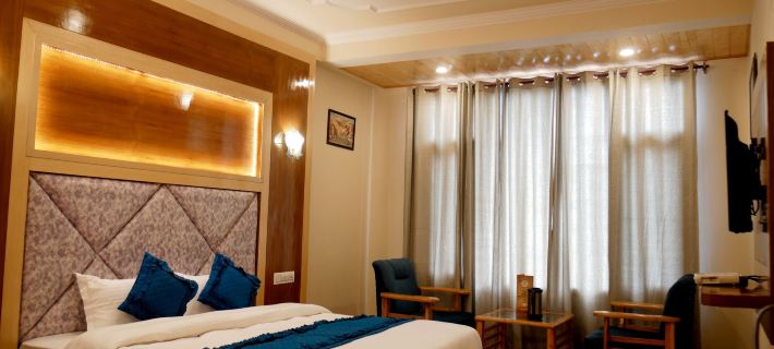 New Ambika International Hotels in Manali