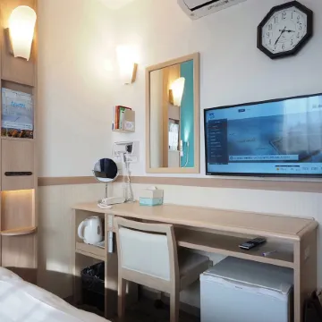 Toyoko Inn Iseshi Eki