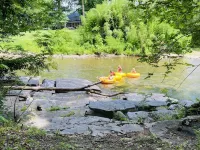 Riverview 1 Bedroom Cabin by RedAwning Hotels in Townsend