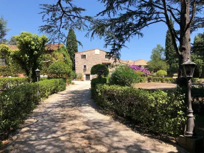 Masia Mimosa Completa