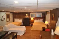 Newark Hansbury Multi Level House Hotels in Union