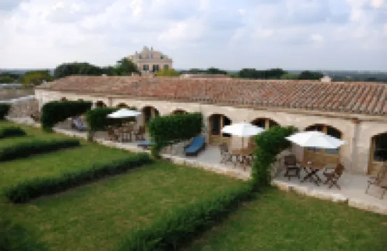 알카우파르 벨 호텔 루랄 & 레스토랑