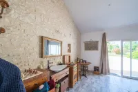 L'Echappee Vendeenne Chambres d'Hotes Hotels in Moreilles