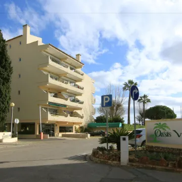 Parque Mourabel, Oásis Village & Pé do Lago