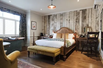 Bear of Burton Hotels in Winkton