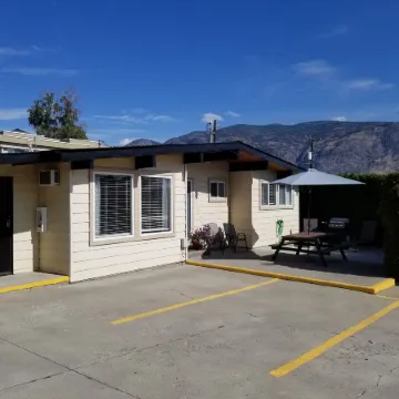 Osoyoos Lakeview Inn & Suites