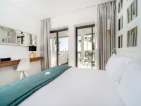 PETIT PALACE SUITES HOTEL Hotels near Charaf