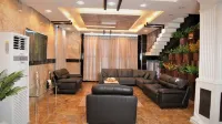 Ryan Hotel and Suites