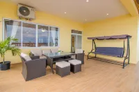 Tropical Palace Hotel Hotels in San Pedro