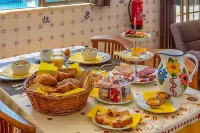 Casa Dos Ninos - breakfast