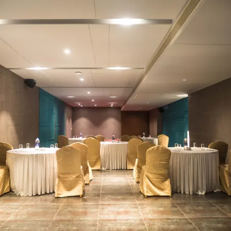 Cholaa Dynasty - A Bergamont Hotel