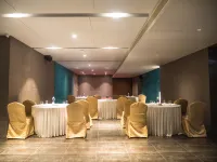Cholaa Dynasty - A Bergamont Hotel - breakfast