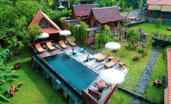 Ubuntu Bali Eco Yoga Retreat - Canggu