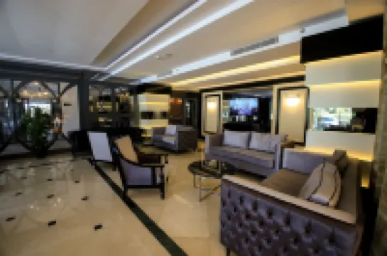 アイミラ ホテル & スパ