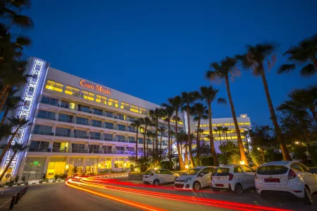 Cavo Maris Beach Hotel