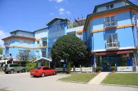 Kristály Hotel Hotels near Helikon Castle Museum