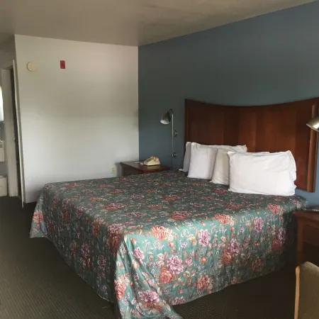 Sunset Inn