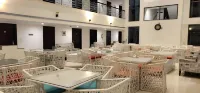 Hotel Saptagiri - Frühstück
