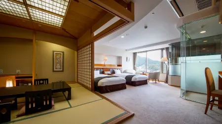 Hotel Kasuien Отели рядом с достопримечательностью «嬉野温泉 湯けむり広場»