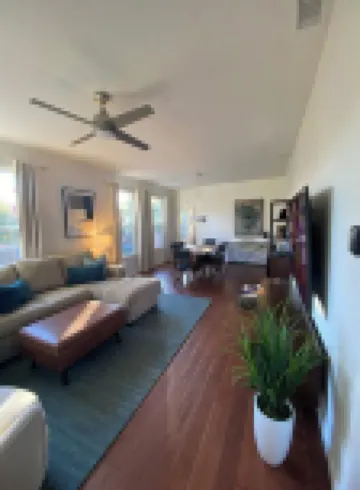 Rosebud: Charming 2-bedroom home in Pasadena