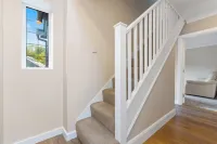 Modern Serenity in Langley Vale Hotels in Epsom