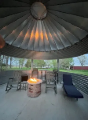 Historic Farm House called Oak Cliff w/ spectacular view of  Mississippi River