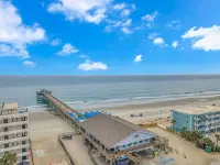 Modern Amenities Near Garden City Pier - Stunning Coastal Retreat Hotels in Surfside Beach