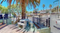 Silver Terrace Gem Stunning Spacious 2BR Residence Hotels in San Francisco International Airport
