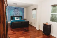 One-Acre Hideaway | Cozy Retreat with Fire Pit Hotels in Severn