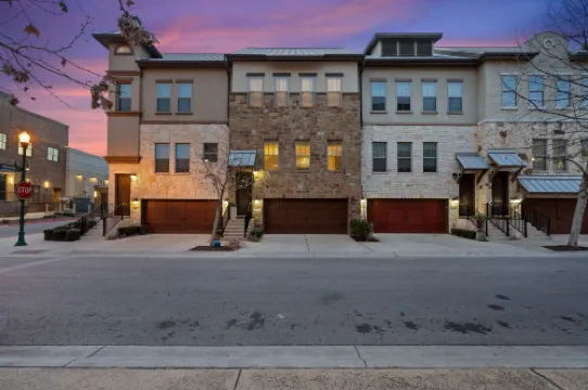 Private Rooftop Terrace and Modern Brownstone Amenities - Stylish Escape