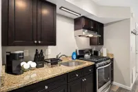 University Urban Oasis 1BR close to DT Peoria