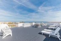 Heated Pool, Rooftop Deck and Culinary Haven - Spectacular Oasis