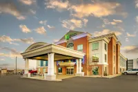Holiday Inn Express & Suites RICHMOND by IHG Hotels in Richmond