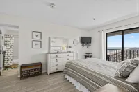 Stunning Ocean Views and Spacious Balcony - Beautiful Coastal Retreat Hotels in Surfside Beach