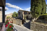 Drogheria e Locanda Franci Hotels in Buonconvento