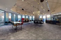 布拉克內爾村飯店