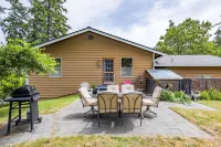 Breathtaking Views and Game Room - Delightful Coastal Sanctuary