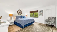 Juno Beach Seaside Escape I Steps from the Ocean!