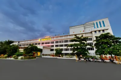 SRM Hotel Maraimalai Nagar Chennai Các khách sạn ở Kattankulathur