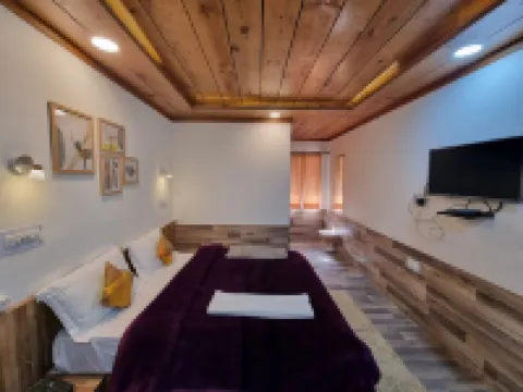 Divine Home Stay Hotels in Kempty Range